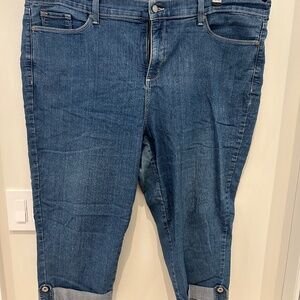 NYDJ jean capri size 22